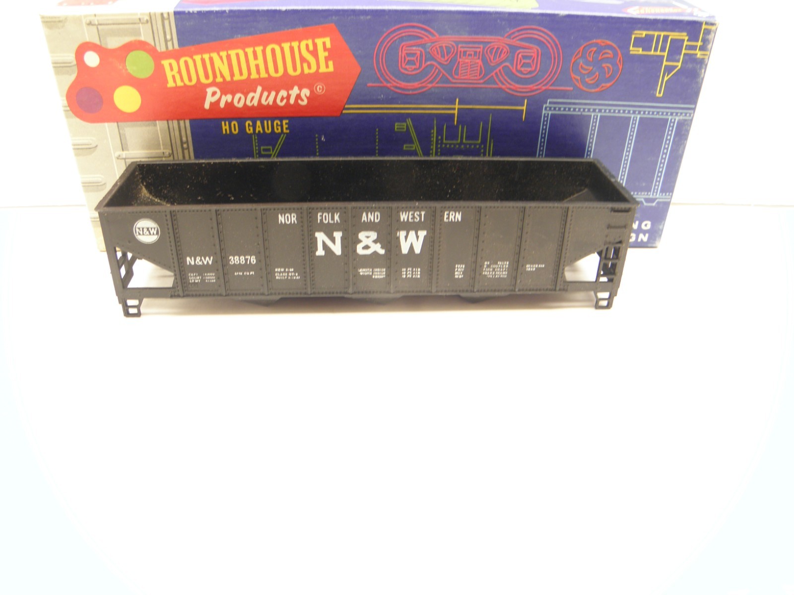 Roundhouse #1490 - 3 Bay Hopper Norfolk & Western #38876~Ho Scale Kit - Lot B