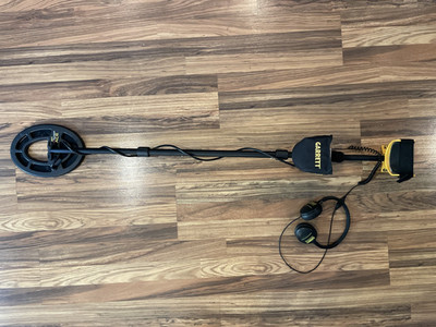 Garrett ACE 300 Metal Detector 7x10'' PROformance Coil Digital Target ID