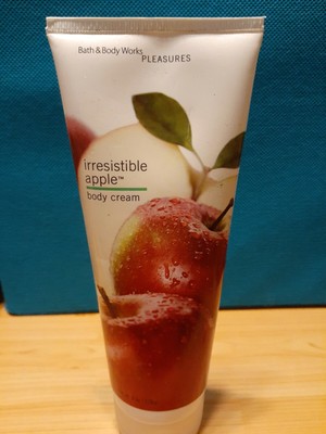 Bath and Body works Body Cream (637293087274)