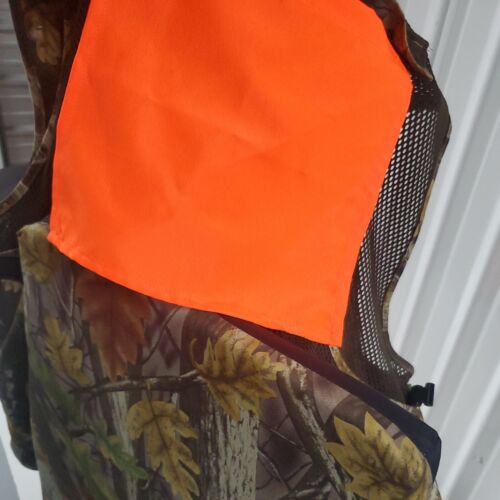 Sherbrooke Camo Traditional Hunting Vest, Size XL, Cushioned Seat Duck - Picture 8 of 8