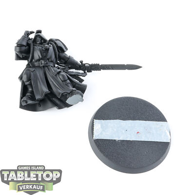 Space Marines - Primaris Librarian in Phobos Armour - grundiert