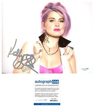 KELLY OSBOURNE SIGNED THE OSBOURNES FASHION POLICE 8x10 PHOTO - ACOA COA