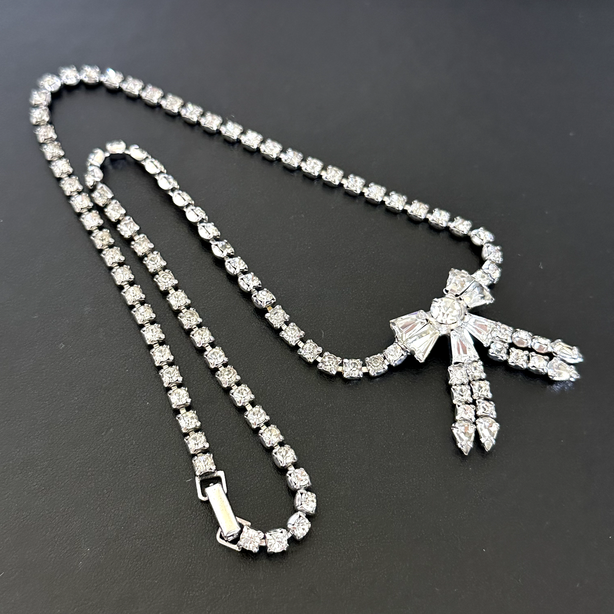 【NONCODE】QPT Ribbon Necklace Tilda's Bow Diamond Link Necklace, - Graff