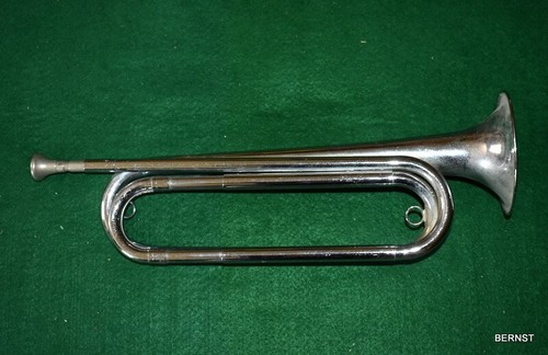 VINTAGE BOY SCOUT REXCRAFT OFFICIAL BUGLE - CHROME - FIRST CLASS INSIGNIA - Picture 2 of 11