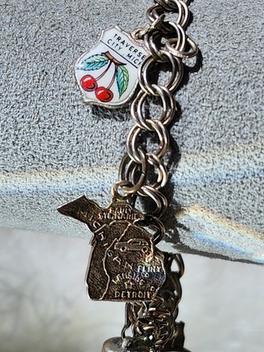 ๐ข Vintage Sterling Silver Souvenir Charm Bracelet- Mackinac Island Boat-Florida - Picture 3 of 15