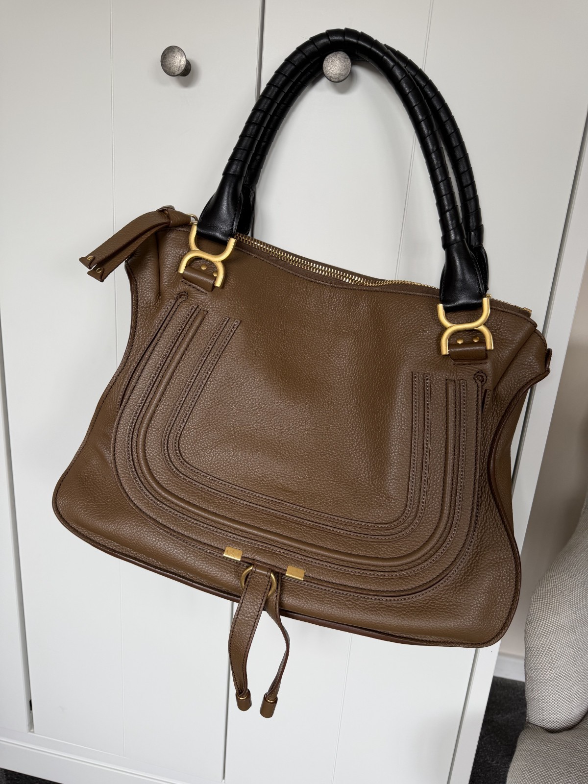 Chloe - Marcie - Medium Shoulder Bag - Calfskin leather - Brown with black