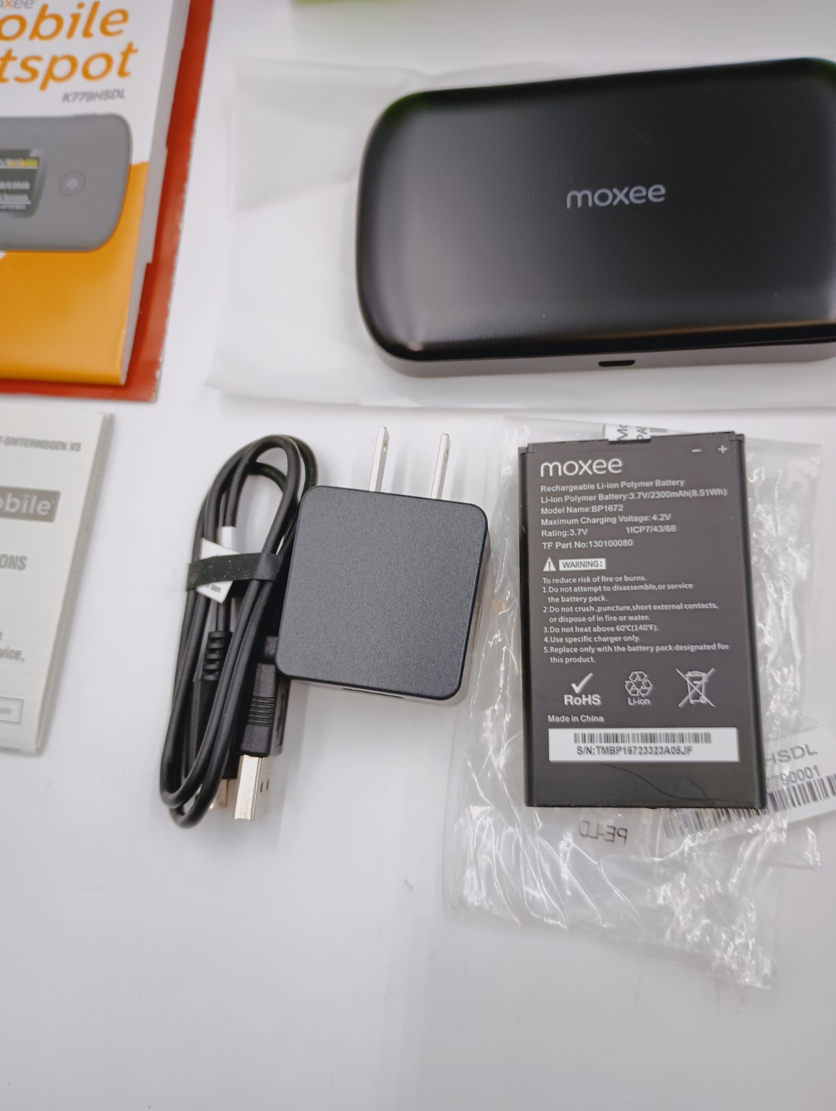 NEW SIMPLE MOBILE NO CONTRACT MOBILE HOTSPOT 4G LTE OPK-SMK779HSDL (NO SIM CARD)