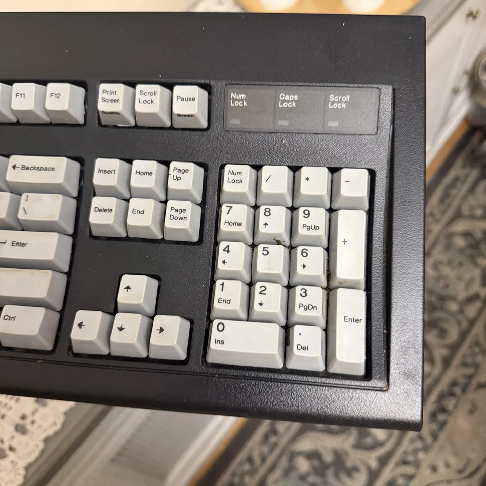 Unicomp Model M Mechanical USB Buckling Spring Keyboard - UNTESTED ⭐️ - Image 4 of 4