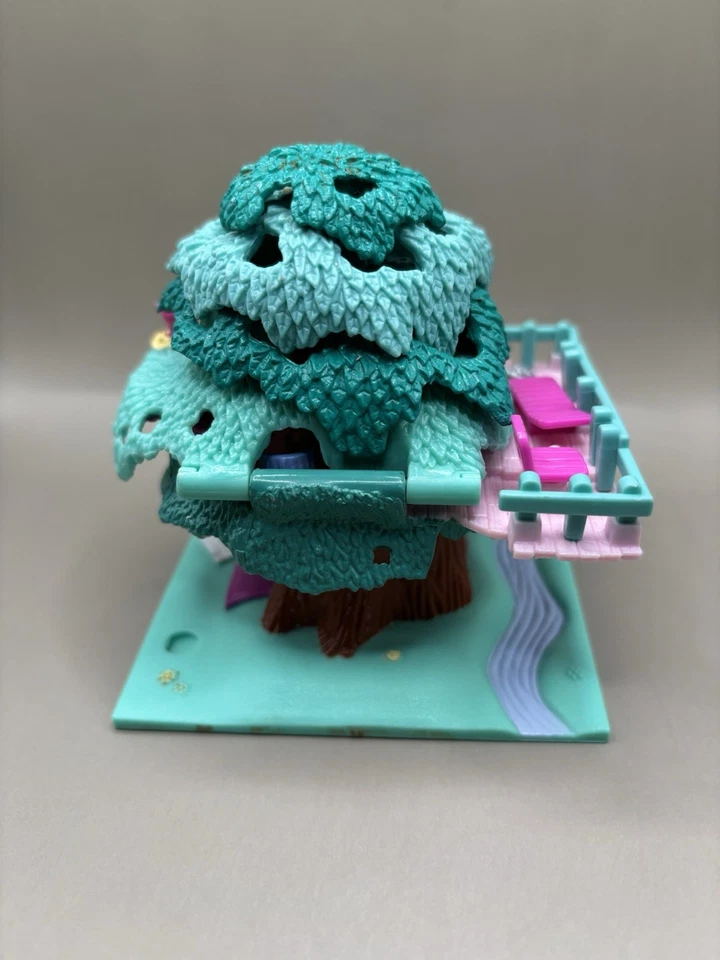 Vintage Polly Pocket 1994 Tree House COMPLETE Bluebird - Image 3 of 4