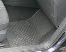 2x VW Golf 7 5G Fußmatten Fußmatte vorne rechts links Gummi Gummimatten