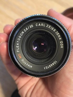 Carl Zeiss Jena Flektogon 2 4/35 MC electric DDR Objektiv mit Köcher Original