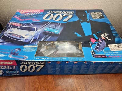 草*衛様 1/32スロットカーセットJames Bond 007 - ホームコー James Bond 007 Carrera Go Slot Car Racing Set Die Another Day New