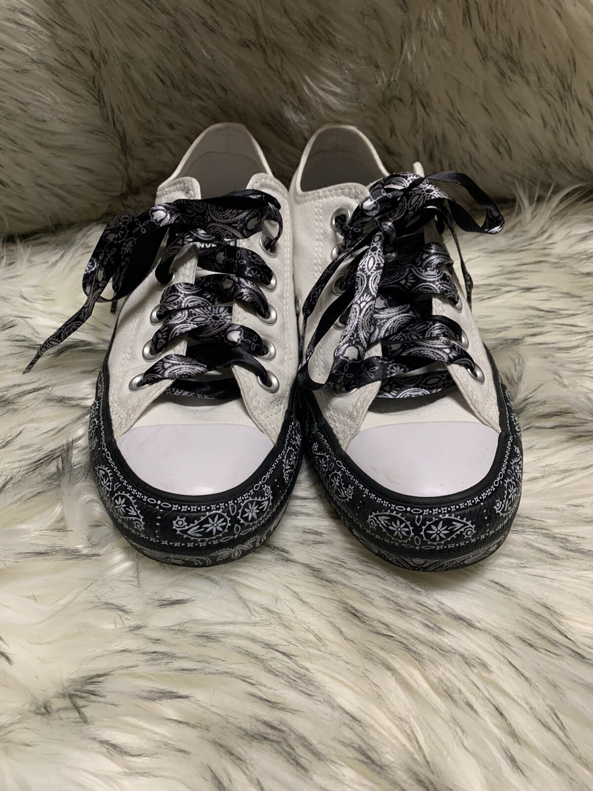 Converse chuck Miley Cyrus white paisley Bandana Print 162235c W 6.6 M 4.5  | eBay