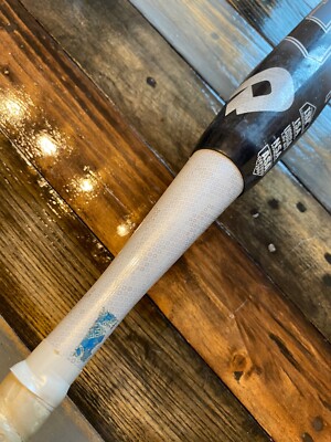 DeMarini CFP11 CF4 Pitch Black Plus Silver Trace 32/22 -10 Fastpitch Bat