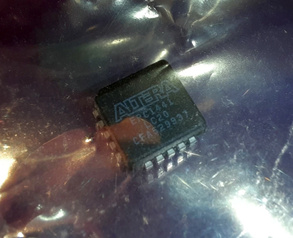 1pc ALTERA EPC1441LC20 Configuration EPROM 20-Pin PLCC