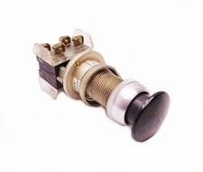 ALLEN BRADLEY 800H-DP6 /C PUSH BUTTON BLACK W/2 800T-XA /D CONTACT BLOCKS