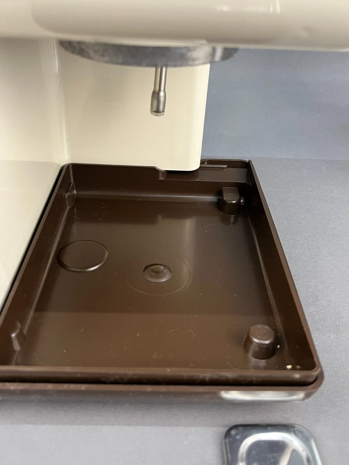 NEW NOS Vtg Moulinex Regal LA Espresso Machine Model V734 - Made in France - Image 4 of 4