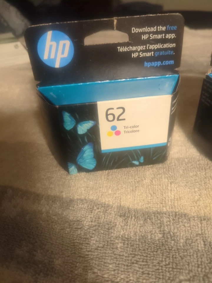 New Genuine HP Combo 62 Black Tri Color Ink Cartridges Exp. 12/26, Blk 04/27 Tri - Image 2 of 4