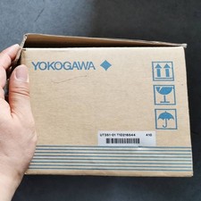 One For Yokogawa Neuf UT351-01 CONTRÔLEUR DE TEMPÉRATURE En Boîte Livraison Gratuite