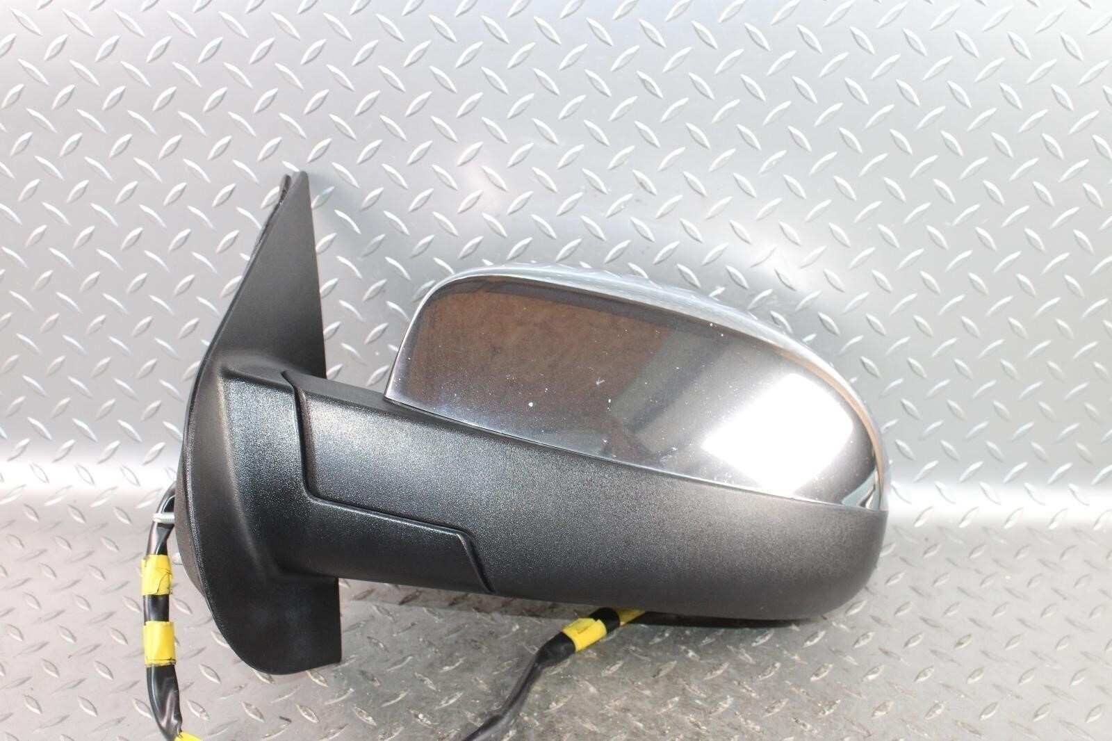 09-14 Tahoe Chrome Cap Driver Side Left LH Power Door Mirror Blind Spot OEM WTY