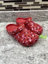Crocs Women  s Classic VDay Clog Red Pink Hearts New With tags Men  s 5 Women  s 7