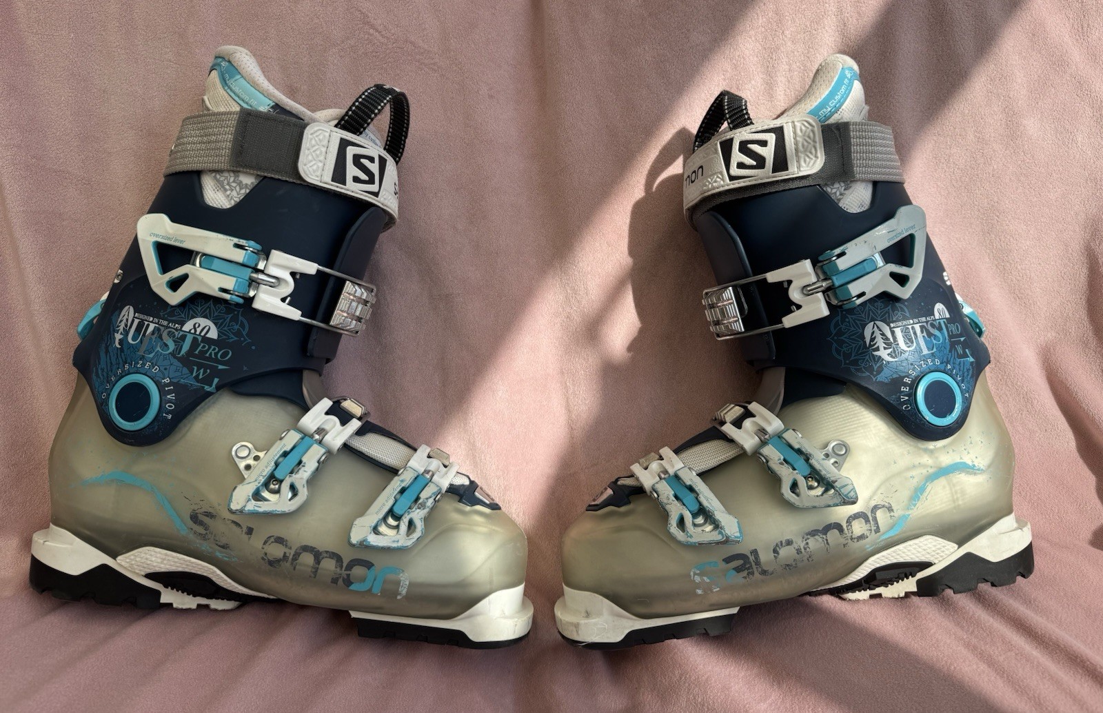 Scarponi da sci Salomon Quest Pro 80 cristallo traslucido blu scuro donna 25 5