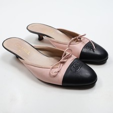 Chanel Cap Toe Kitten Heel Mules Pink Black Leather Slip On Shoes EU 37.5 US 7