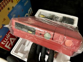 SHARP TWIN FAMICOM NES CONSOLE COMPLETE AN-500R SUCH AN AMAZING RARE COOL SYSTEM