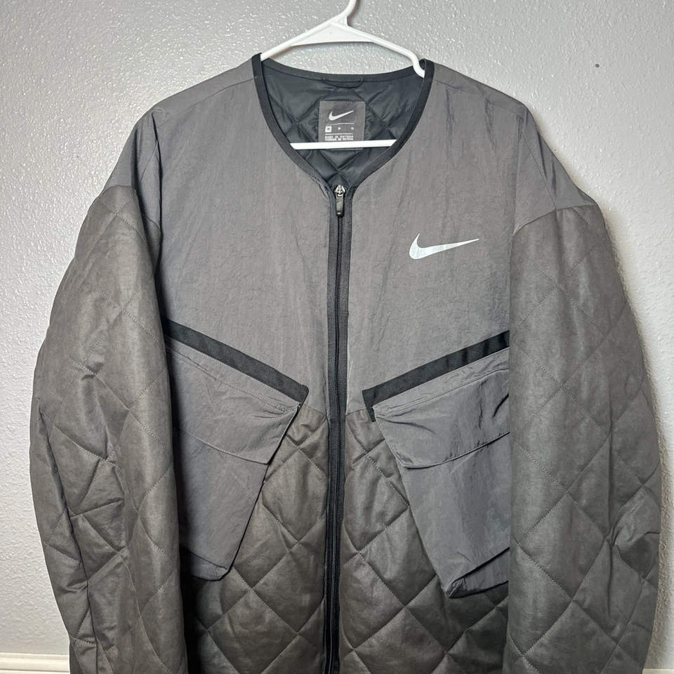 NIKE RUN READY REFLECTIVE LOOSE FIT FULL ZIP BOMBER JACKET GREY CI6596-082 MEN M - Image 2 of 4