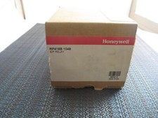 Honeywell RP418B1048 Pneumatic Relay NEW!