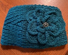 New Knitted headband Ear warmer , adjustable with 2 buttons,Big Crocheted Flower