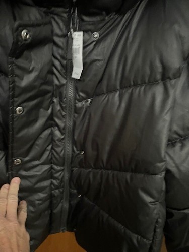 GAP ColdControl Max Short Puffer Hooded Jacket Size M Black Water Resistant NWT - Picture 2 of 8