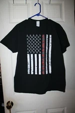 Gildan Ultra Cotton--Men's Black Short Sleeve Graphic T-Shirt--L