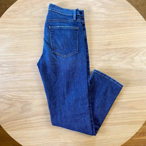 Distressed Jeans Size 