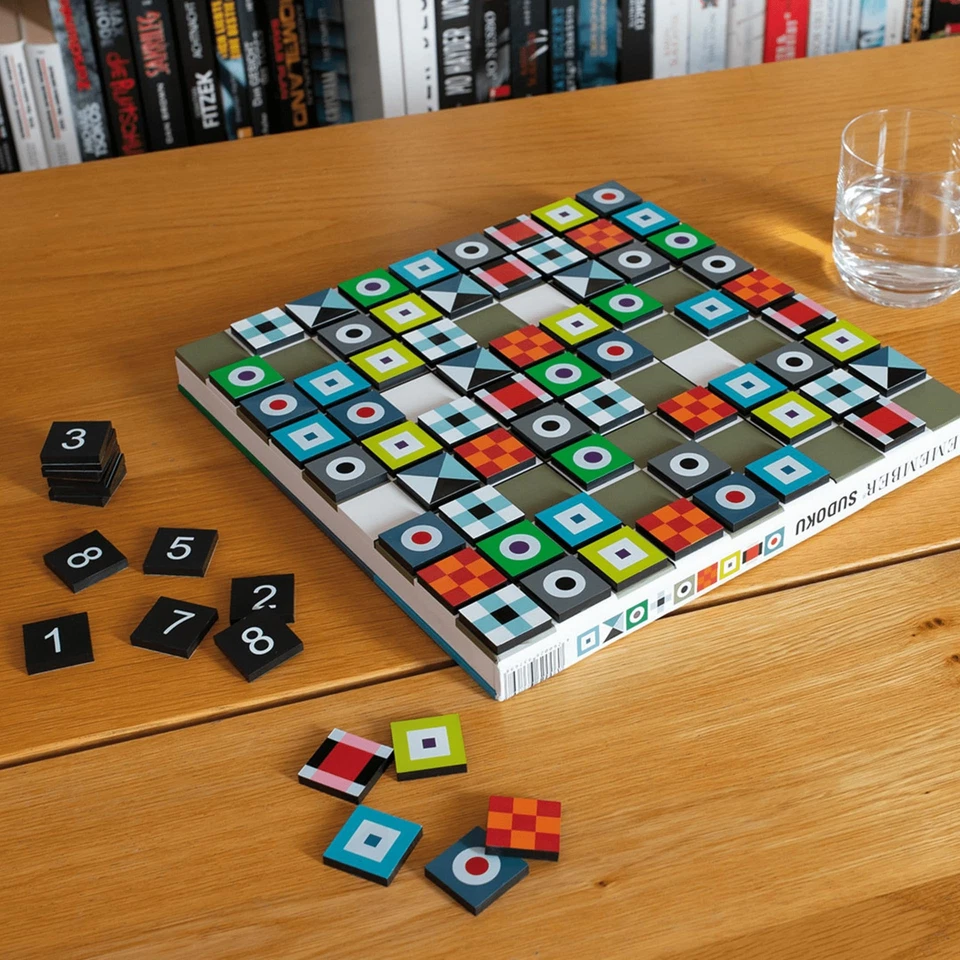 SU2 Sudoku – das beliebte Denkspiel als Brettspiel mit Zahlen oder Farben in ... - Bild 3 von 4