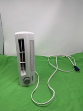 Ventilador de oficina de escritorio ultra delgado blanco de 2 velocidades Lasko modelo 4006