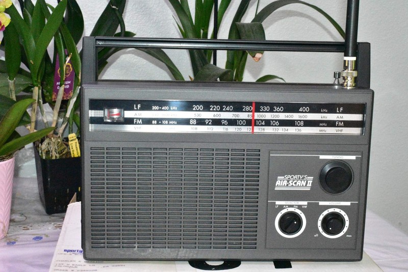 Sporty’s Air-Scan II Radio Model 767 AM/FM/VHF/LF Vintage in Box