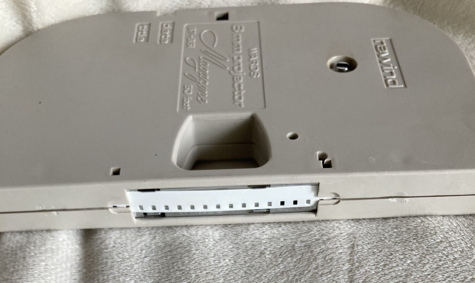 WARDS Film Magazine 50 Ft 8 MM UNUSED VINTAGE Automatic Projector 67-851