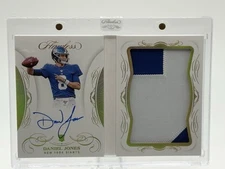 2019 Panini Flawless - Rookie Booklets Daniel Jones #RBA-DJO /10 (AU, MEM, RC)