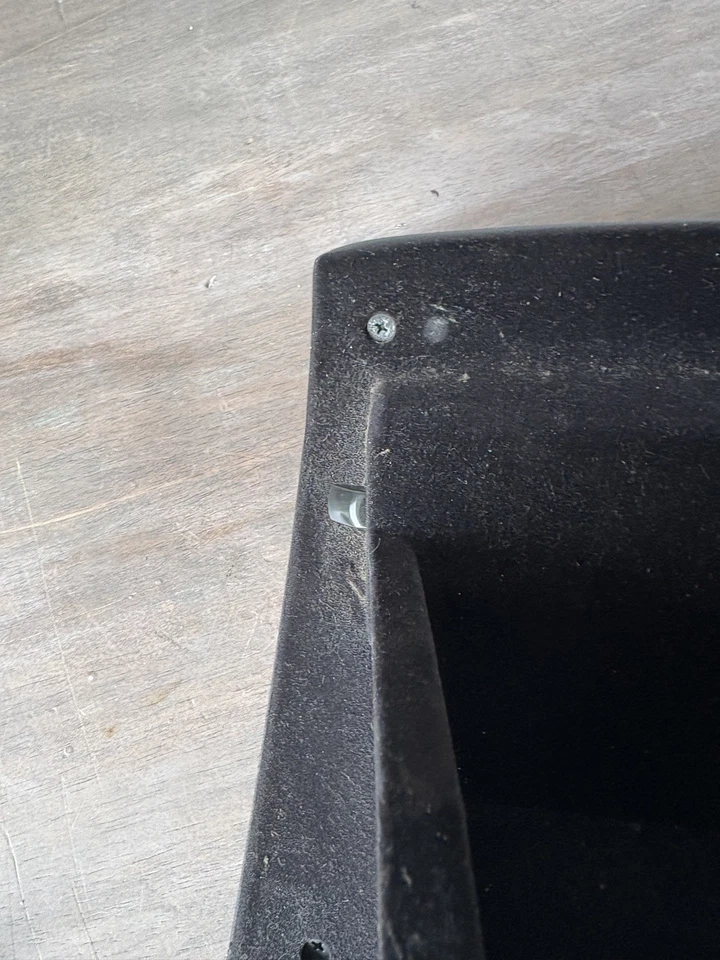 Guantera Infiniti Q50 2014 tablero compartimento de almacenamiento negro 681SAGF0A OEM Foto 4 de 4