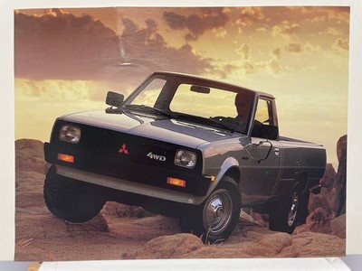 1986 Mitsubishi Mighty Max 4WD Pickup Truck Werbepostkarte Vintage