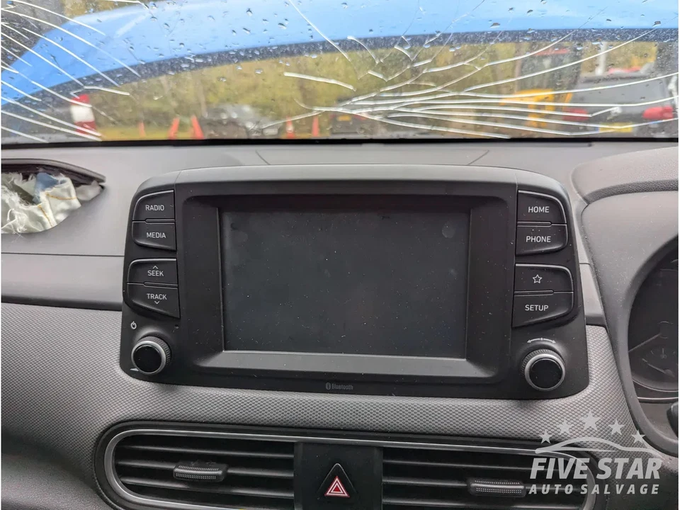Hyundai Kona Radio Multimedia Head Unit 2020 SUV 4/5dr OS (17-23) 1.0 T-GDi - Image 2 of 4