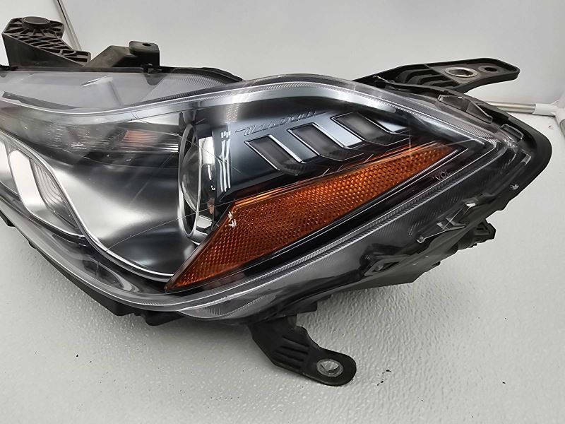 2015 Maserati Ghibli Driver Side Left Headlight Head Lamp Lens Assembly