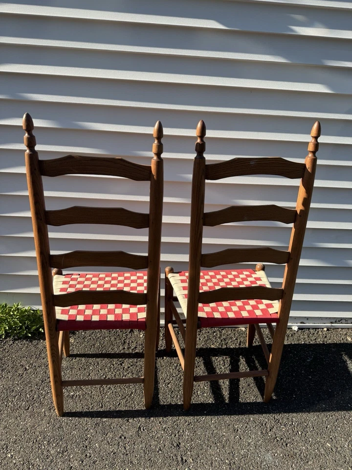 Vintage Shaker-style ladder-back Red and White Checkered Pattern chairs - Image 3 of 3