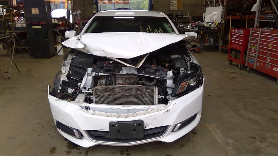 Medidor de flujo de aire de inyección de combustible usado se adapta a: Chevrolet Impala 2014 grado A Foto 3 de 4