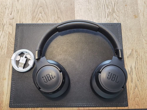 JBL Tune 760NC Noise Cancelling Bluetooth Wireless Headphones In Black 1706