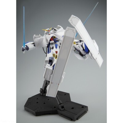 Premium Bandai MG 1/100 MISSION PACK C-TYPE & T-TYPE for GUNDAM