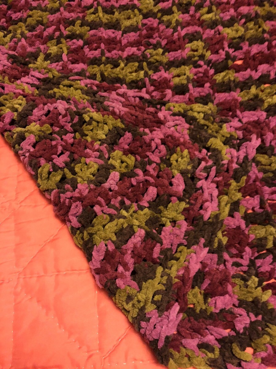 BEAUTIFUL NEW HANDMADE CROCHET BABY BLANKET/AFGHAN, Green, Pink