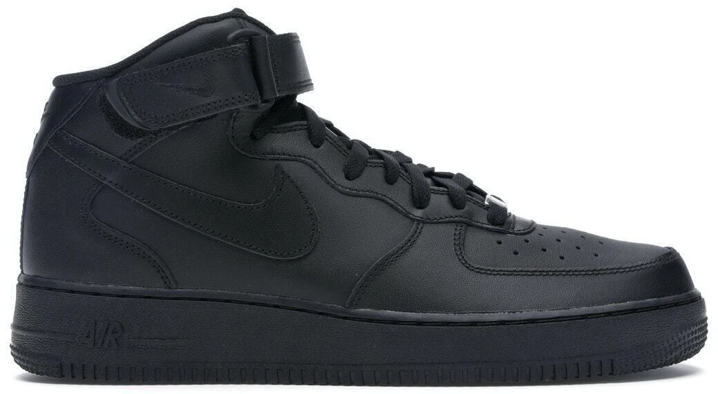 Preços baixos em Nike Air Force 1 '07 Pro-Tech Triple Black | eBay