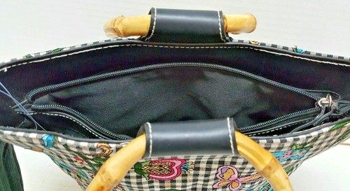 Bueno Handbag Embroidered Flowers and Butterflies Round Wooden Handles Tote - Picture 8 of 12